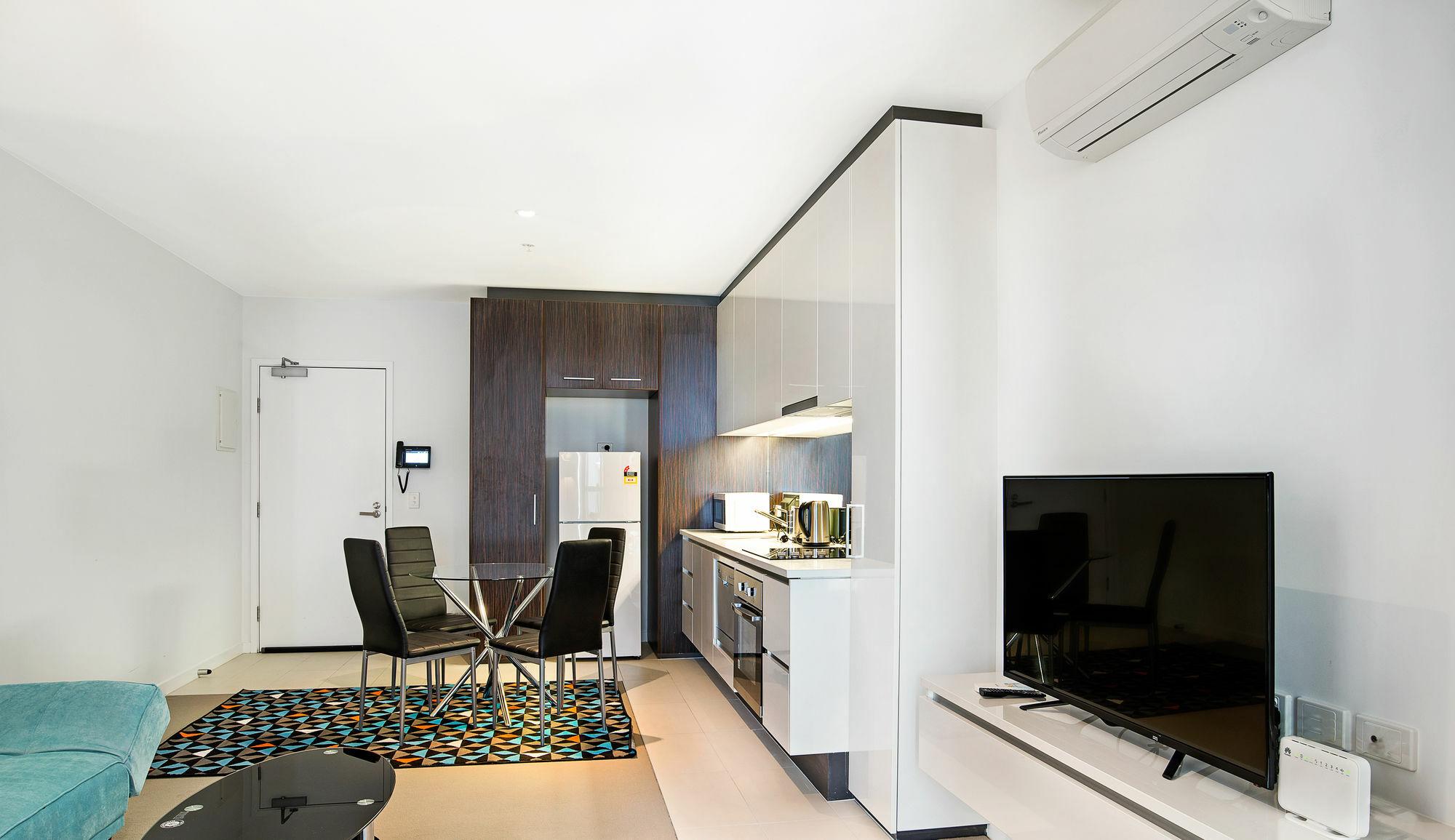 Ifsuites Upper West Side Apartment Melbourne Bagian luar foto